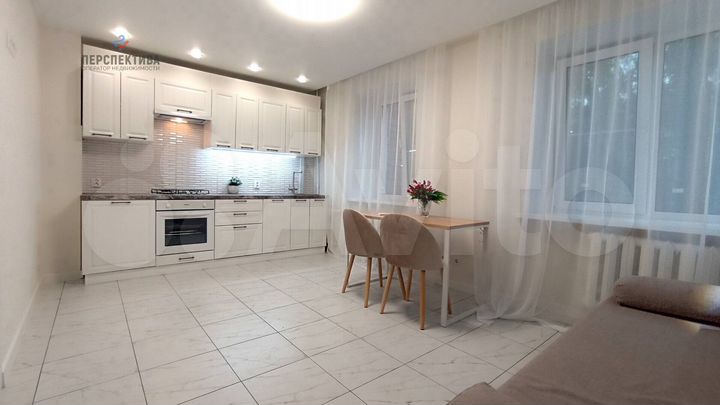 2-к. квартира, 63 м², 2/5 эт.