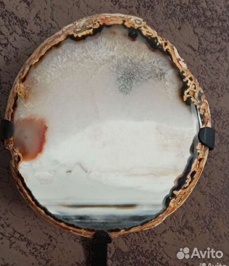 Картина в камне