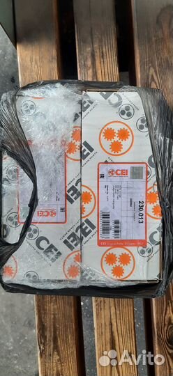 Продам комплект шкворней