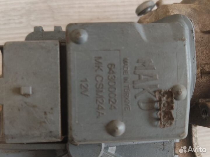 Моторчик стеклоочистителя renault Fluence