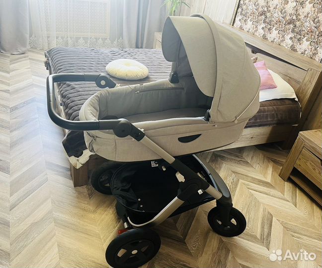 Прогулочная коляска Stokke trailz