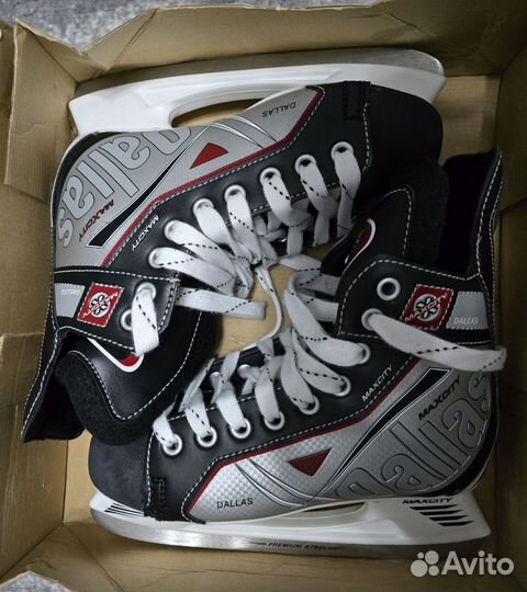 Коньки хоккейные 40 размер