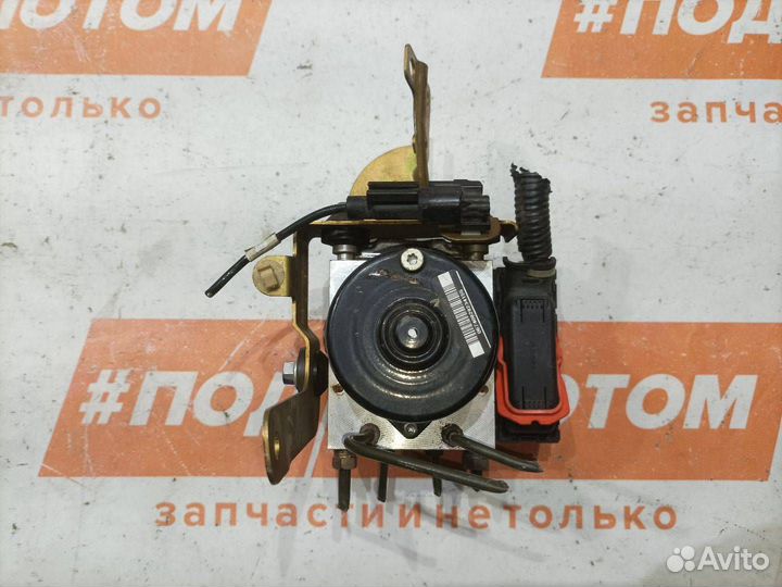 Блок ABS Mitsubishi Outlander 2 2006 4670A039