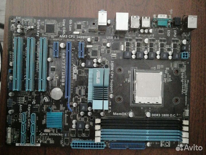 Материнская плата