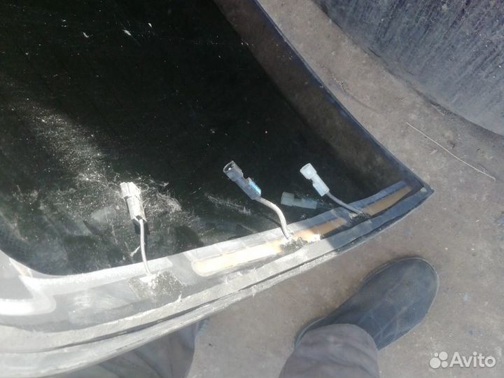 Стекло заднее бмв е38 BMW e38