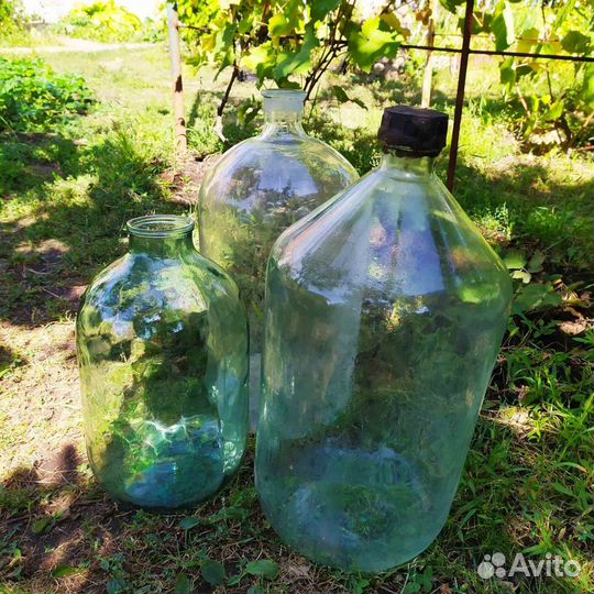 Банка 10 литров, бутыли 25 л