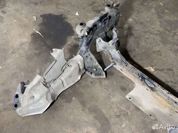 Подрамник передний Audi A7 4G