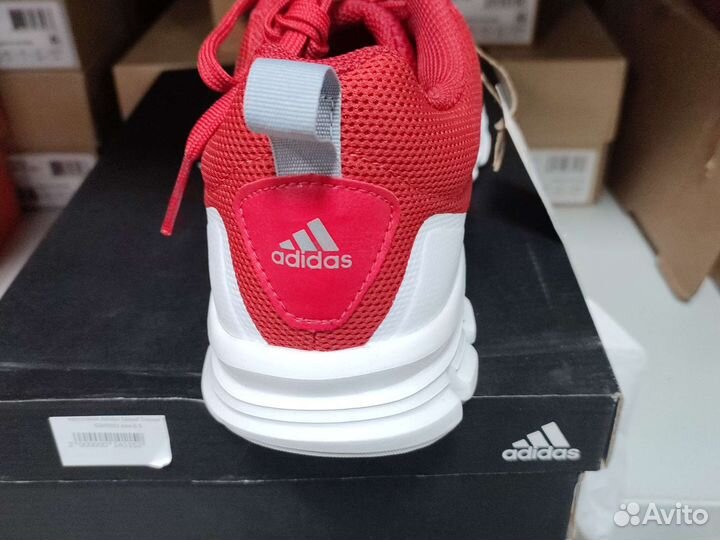 Кроссовки adidas (us 8,5)