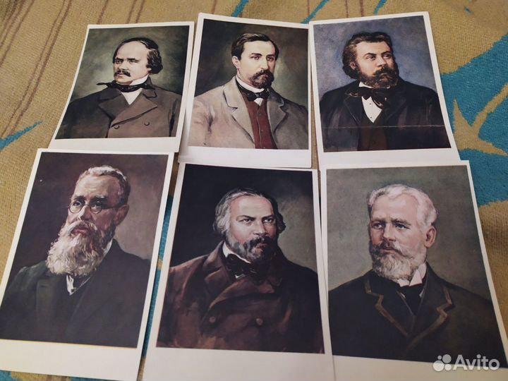 Комплект цветных открыток