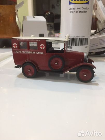 Модель автомобиля амо-Ф-15 1:43