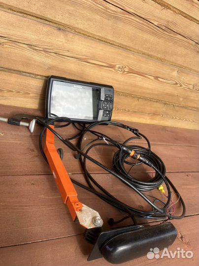 Garmin striker vivid 7 sv + transducer