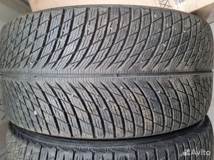 Michelin Pilot Alpin 5 SUV 285/40 R21