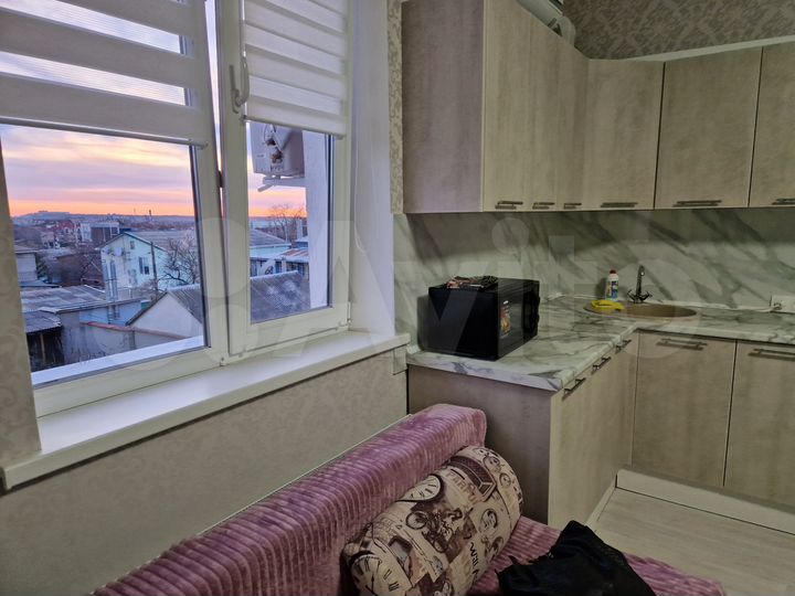 2-к. квартира, 65 м², 3/3 эт.