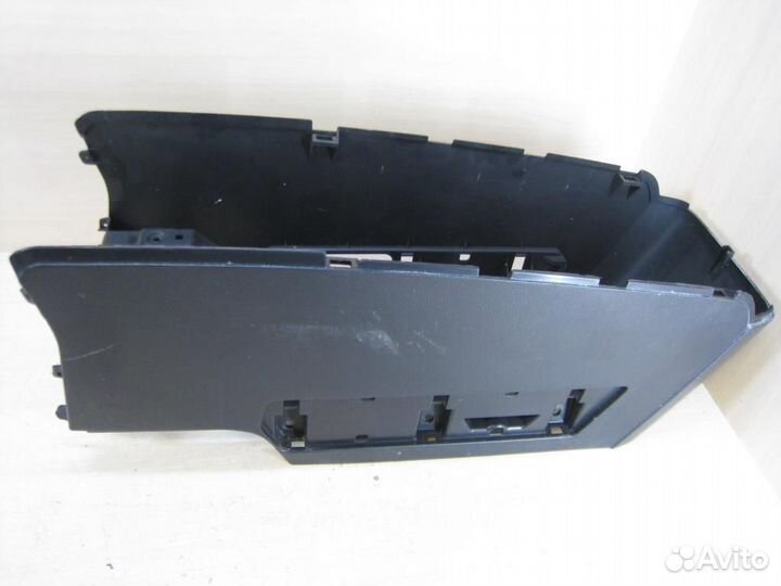 Консоль центральная (без подлокотника) Lexus RX30