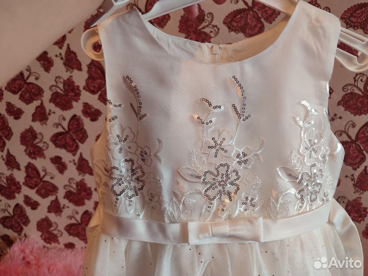 Платье для девочки 122