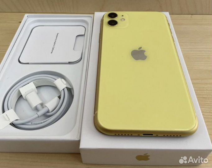 iPhone 11, 64 ГБ