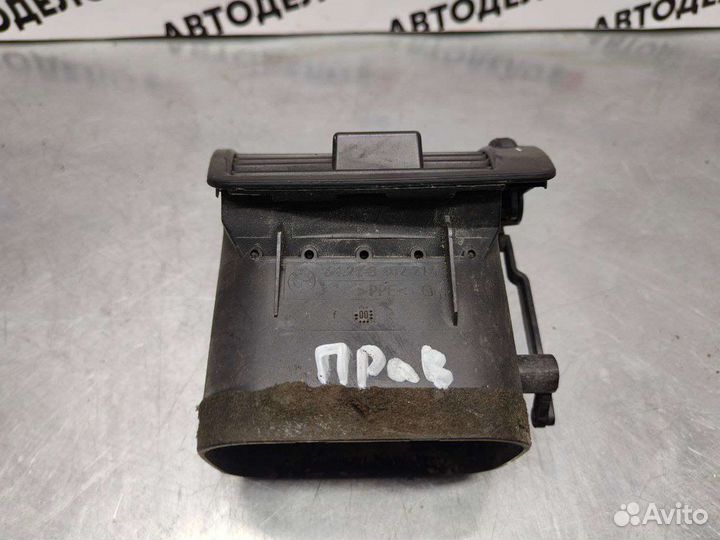 Воздуховод боковой правый BMW X5 E53 2000 г.в