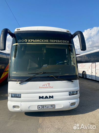 Туристический автобус MAN 11.220, 1996