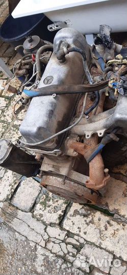 Мотор на mercedes 123