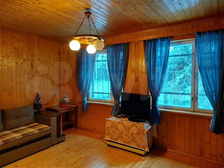 Дом 85 м² на участке 8 сот.