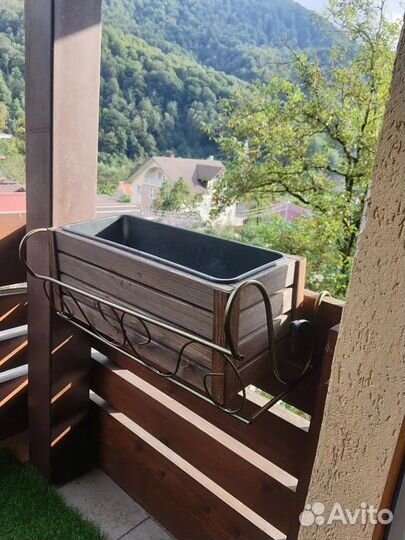 Кашпо для цветов уличное