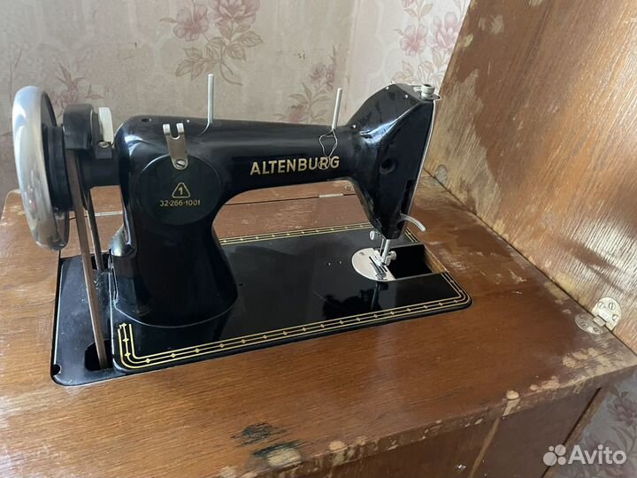 Швейная машина TexTima 32-266-1001