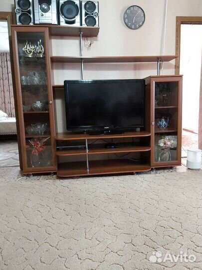 Подставка для телевизора