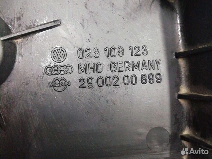 Продам крышку двс (грм) на 1.9д