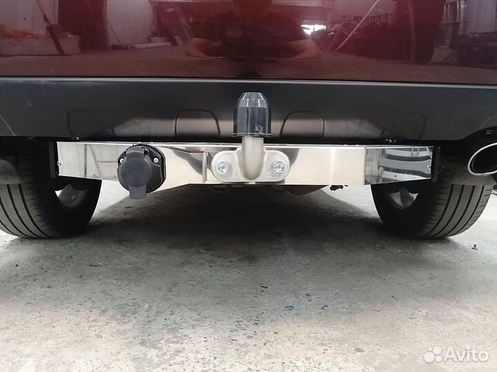 Фаркоп Lexus RX 2003 - 2009 нерж. накладка