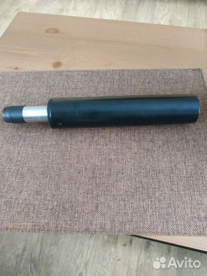 Газ-лифт для офисного кресла