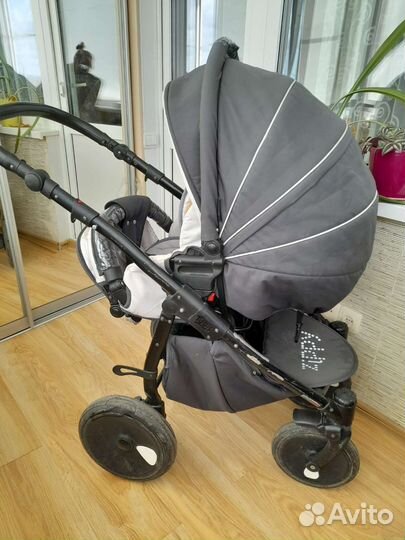 Коляска zippy 3 в 1