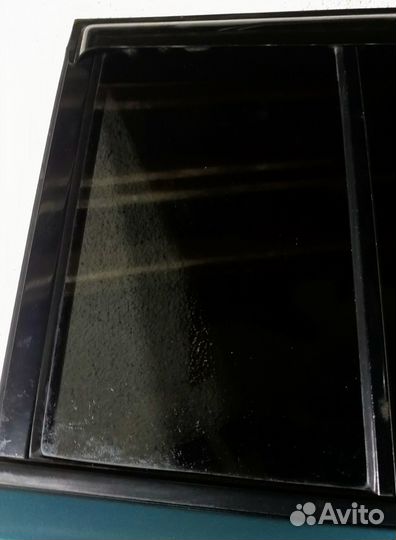 Стекло двери задней правой (форточка) Mitsubishi