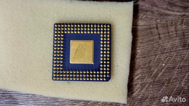 Раритетный процессор AMD AM486 DX4-100