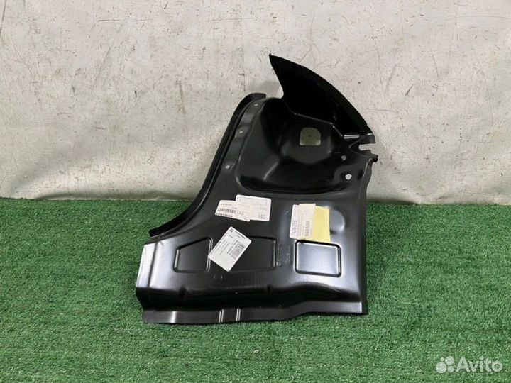 Суппорт фонаря задний правый Skoda Rapid 1