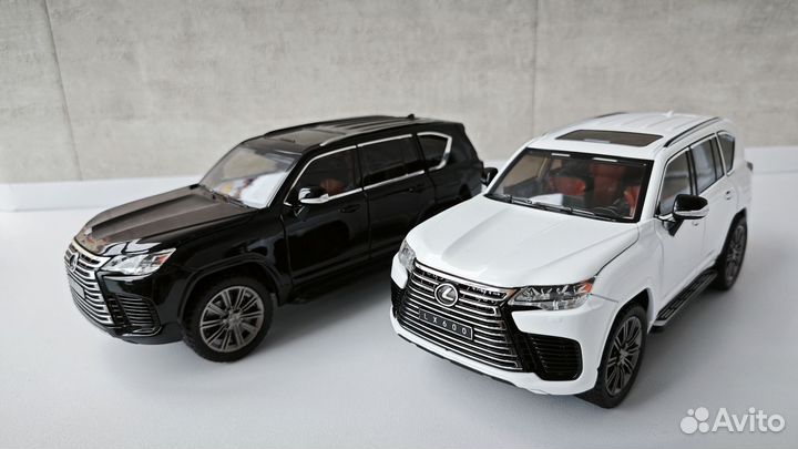 Модель 1:24 Lexus LX600
