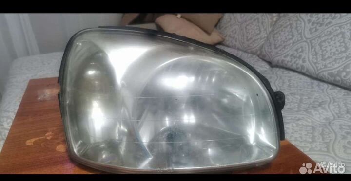 Фара головного света правая Хундай Санта фе 1