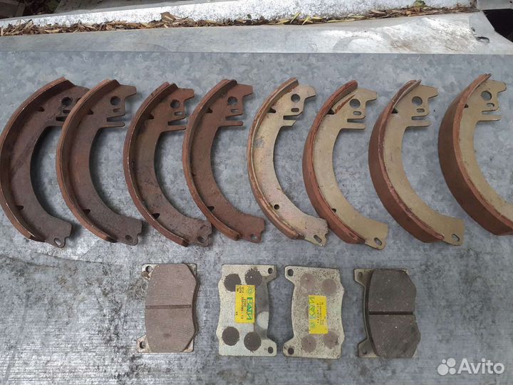 Колодки тормозные на Москвич
