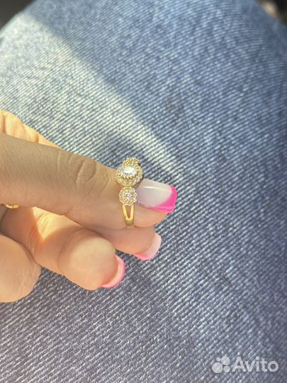 Золотое кольцо женское 585