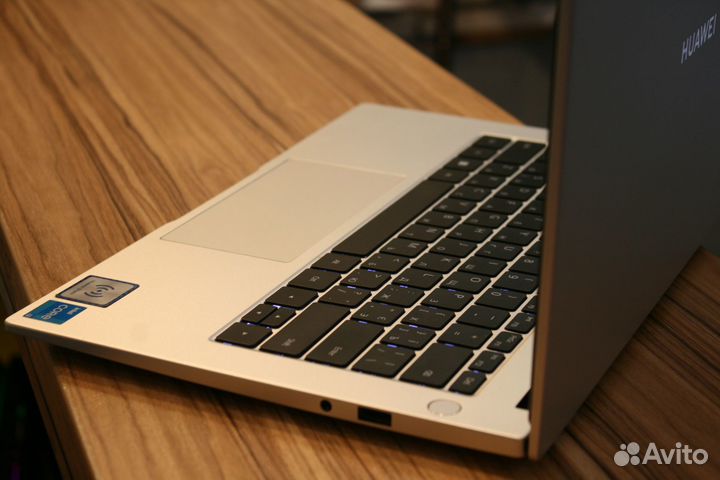 Ноутбук Huawei matebook d 14