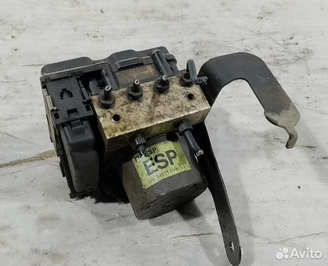 Блок ABS (насос) 2007-2012 Hyundai I30
