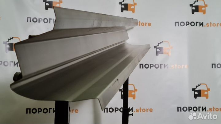 Кузовной порог левый Hyundai Tucson