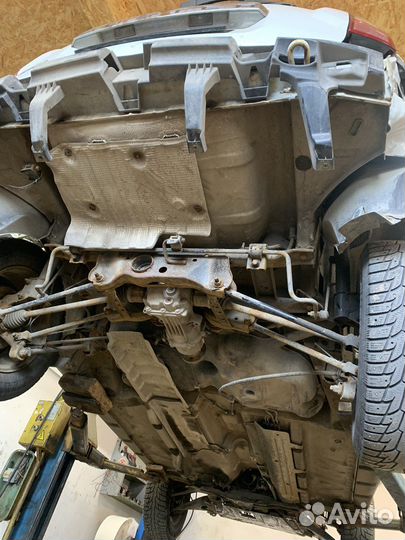 Renault Duster 1.6 4WD разбор