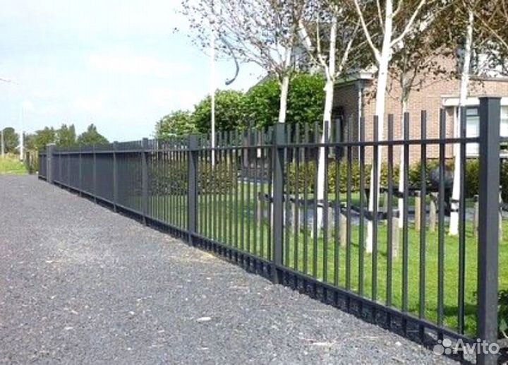 Заборные секции из профильной трубы