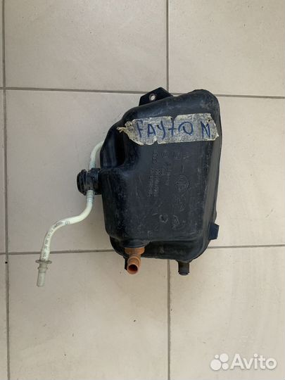 Накопитель топливная Volkswagen Phaeton