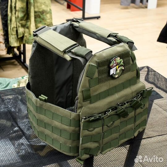 Плитник с подсумками