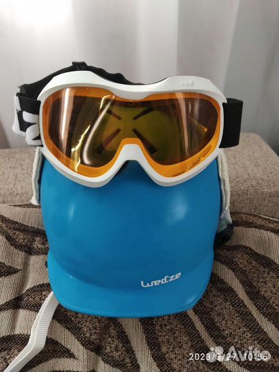 Шлем горнолыжный и очки