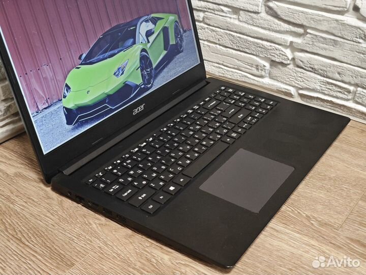Современный ноутбук Acer FullHD/SSD240 как новый
