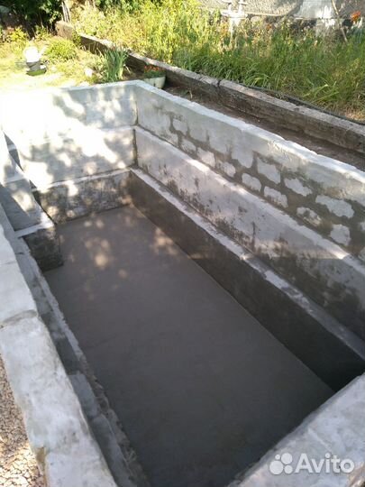 Бригада строителей