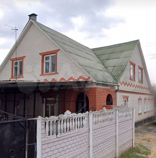 Дом 265 м² на участке 4 сот.