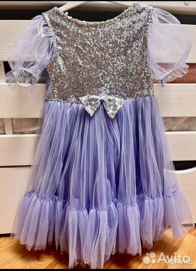 Платье нарядное